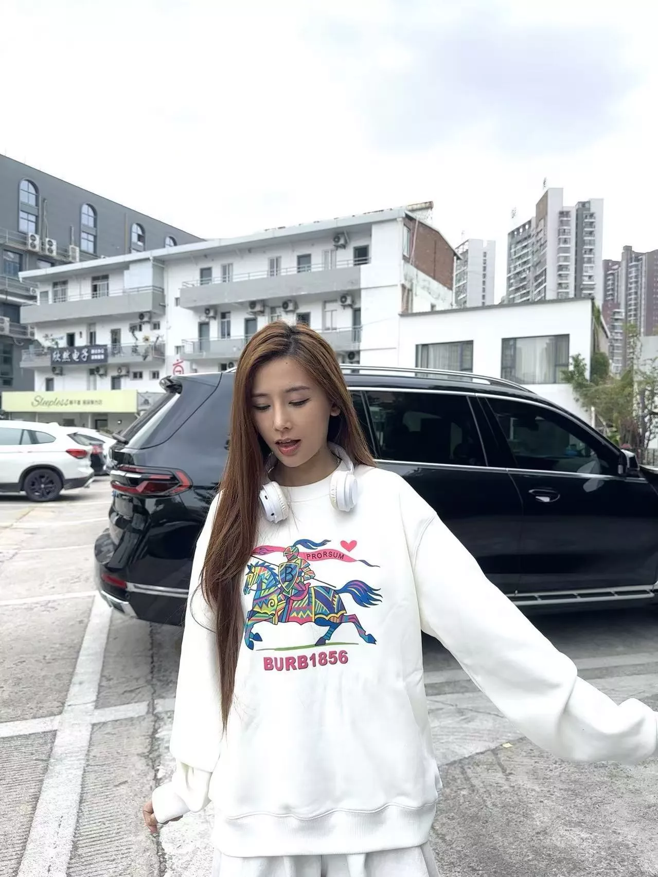 버버리 전마 프린트 오버사이즈 맨투맨 티셔츠 상세 이미지 16