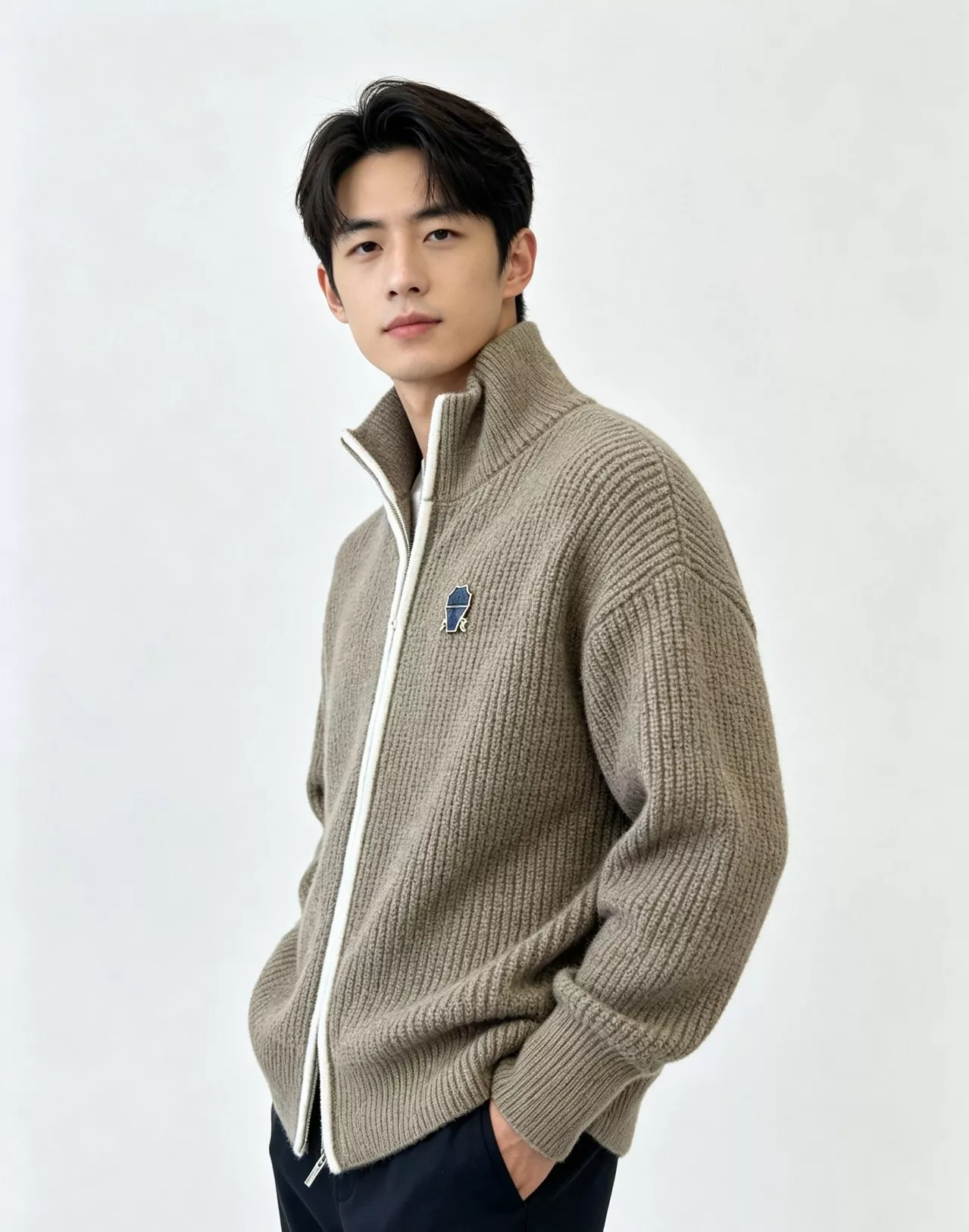 브루넬로쿠치넬리 화이트 지퍼 스탠드칼라 울 니트 가디건 상세 이미지 18