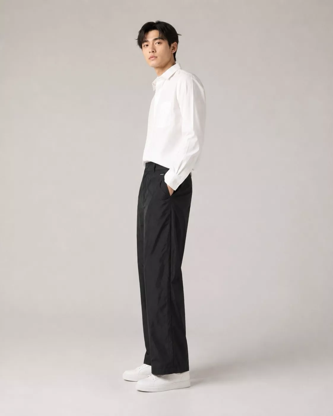 프라다 로고 자수 나일론 롱 팬츠 상세 이미지 18