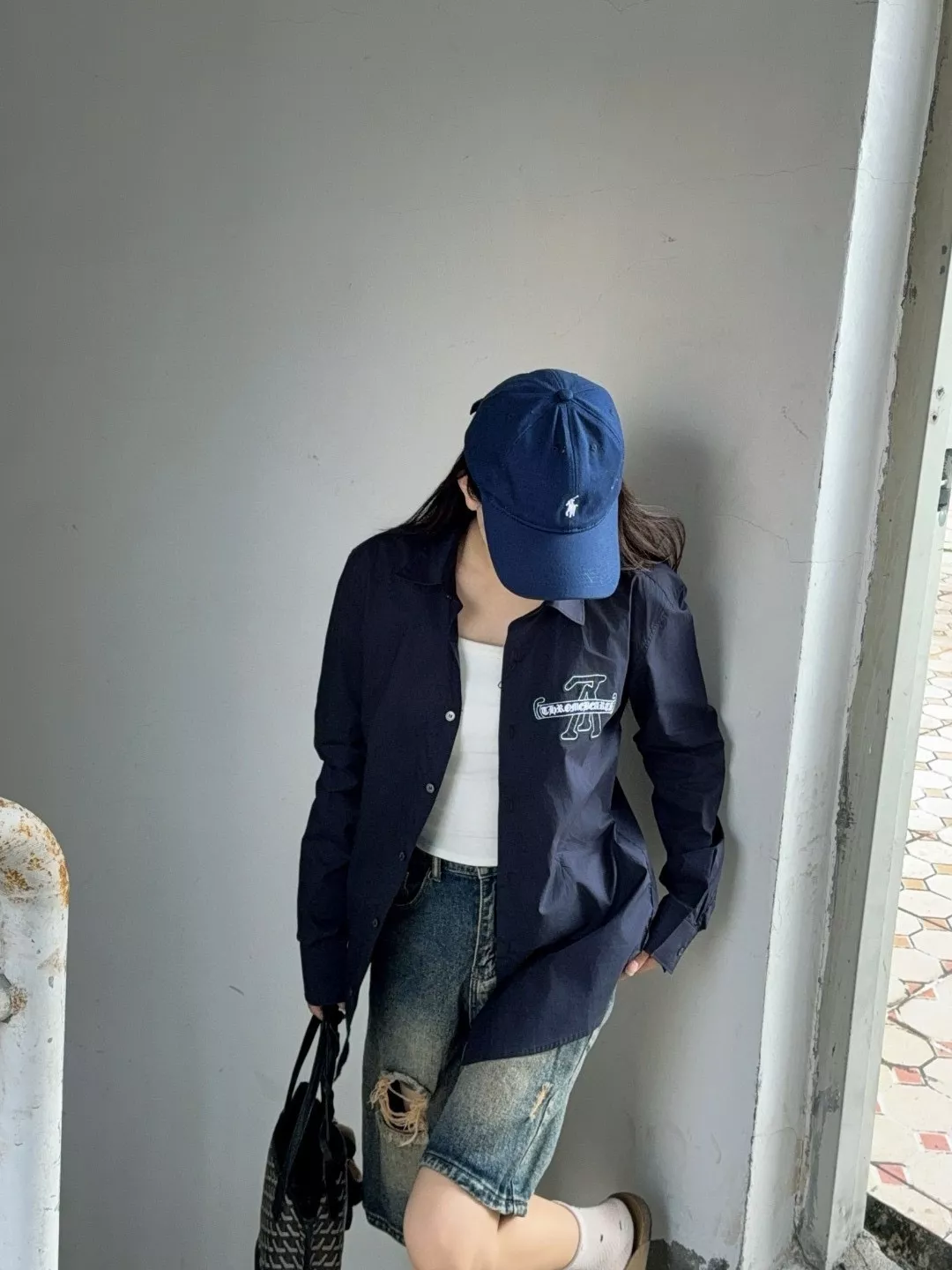 루이비통 자수 로고 긴소매 셔츠 상세 이미지 13
