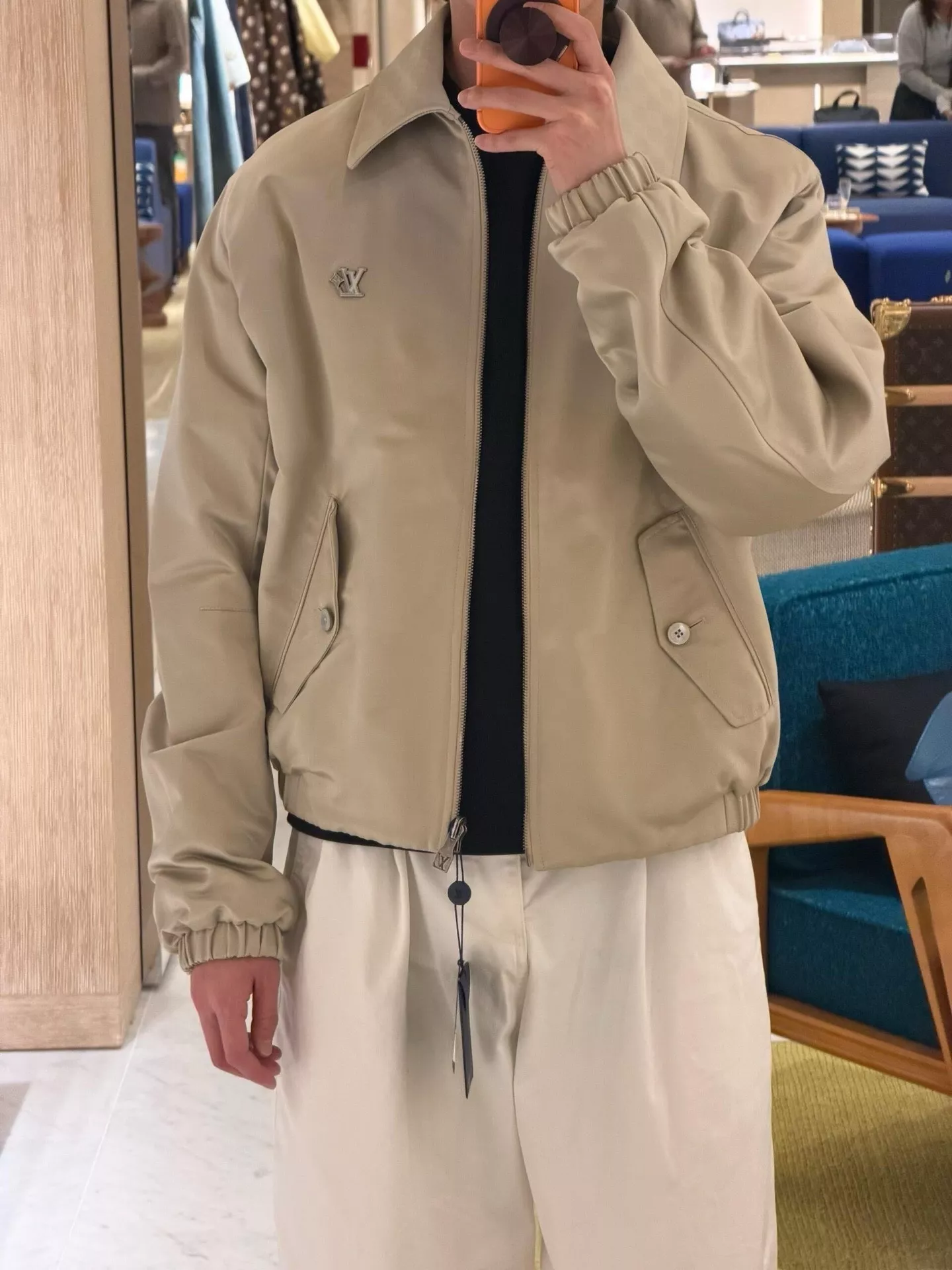 루이비통 체크 패턴 가죽 카라 양면 스트링 재킷 상세 이미지 21