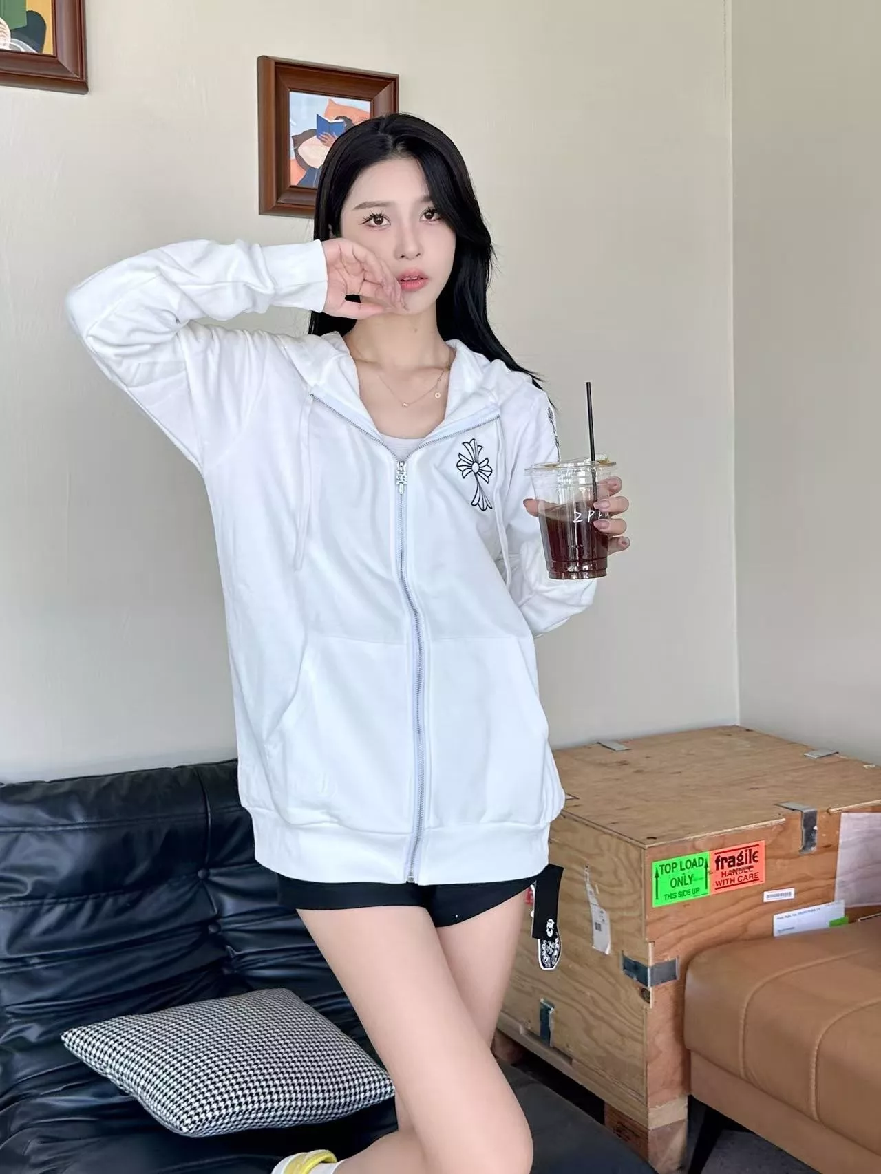 크롬하츠 십자가 패치 집업 재킷 상세 이미지 15