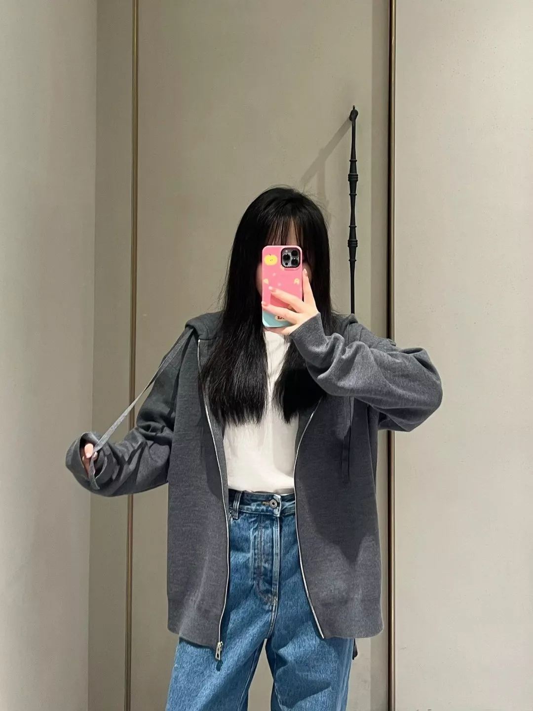 로에베 아나그램 엠보싱 자수 집업 후드 티셔츠 상세 이미지 23