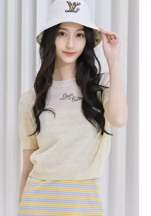 루이비통 로고 경량 시스루 반소매 니트 상세 이미지 21