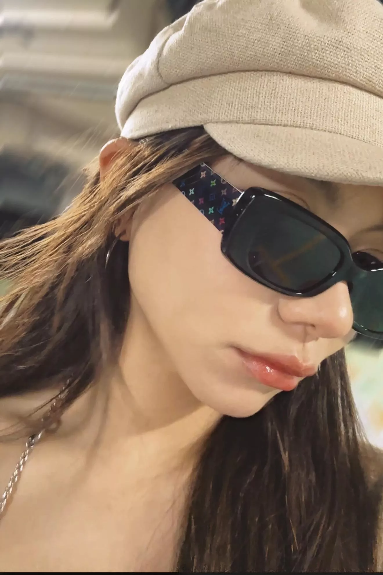 루이비통 멀티그램 장식 캣아이 선글라스 상세 이미지 19