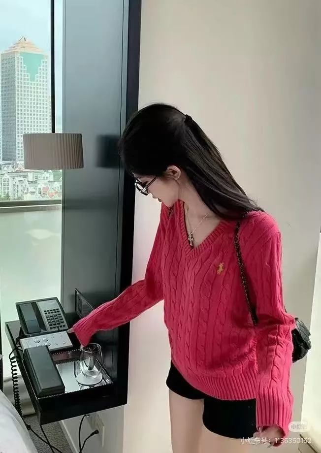 랄프로렌 꽈배기 브이넥 긴소매 니트 상세 이미지 16