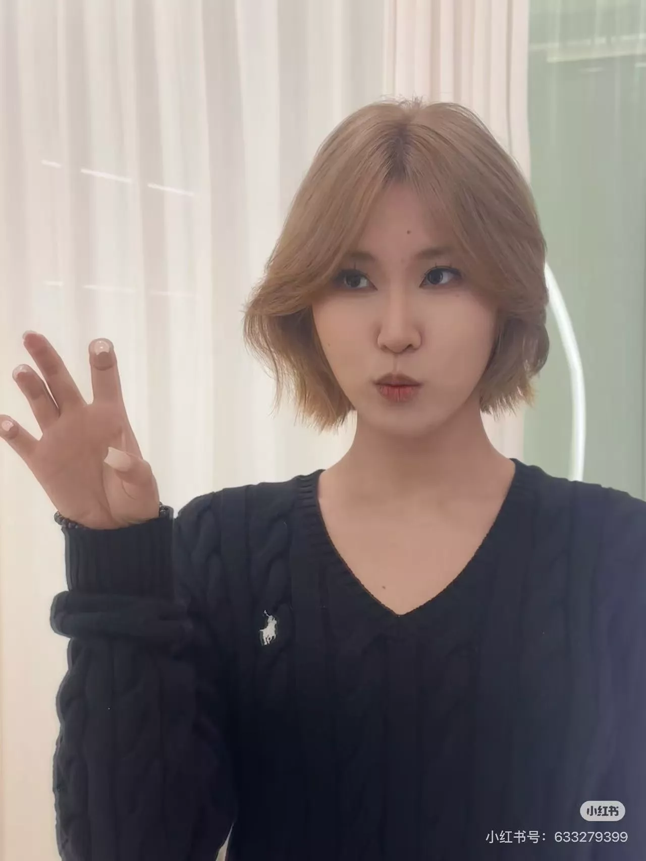 랄프로렌 꽈배기 브이넥 슬림핏 니트 상세 이미지 15