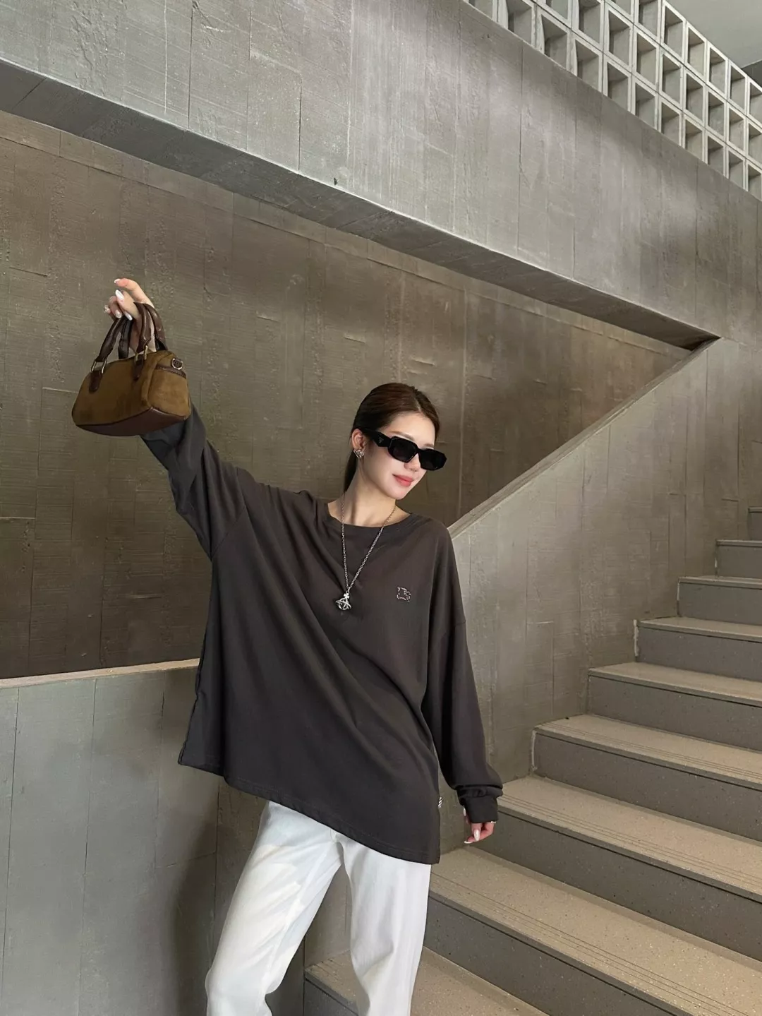 버버리 눈꽃 텍스처 면혼방 롱슬리브 티셔츠 상세 이미지 23