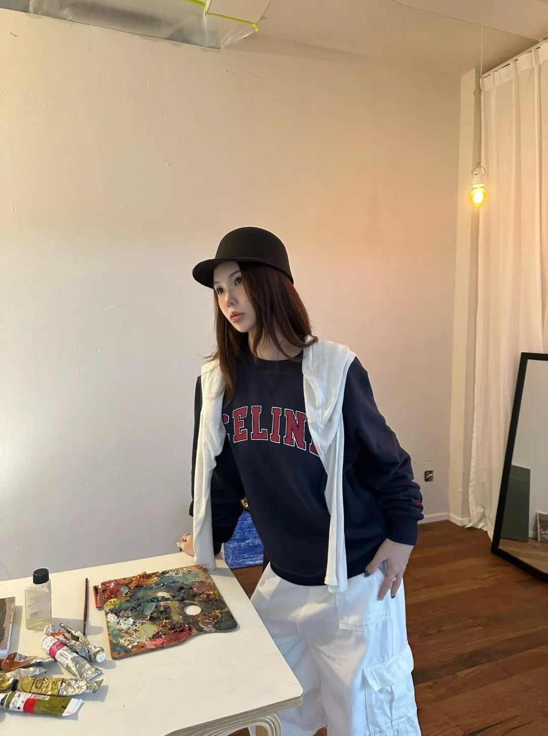 셀린느 배색 로고 프린트 루즈핏 맨투맨 상세 이미지 23