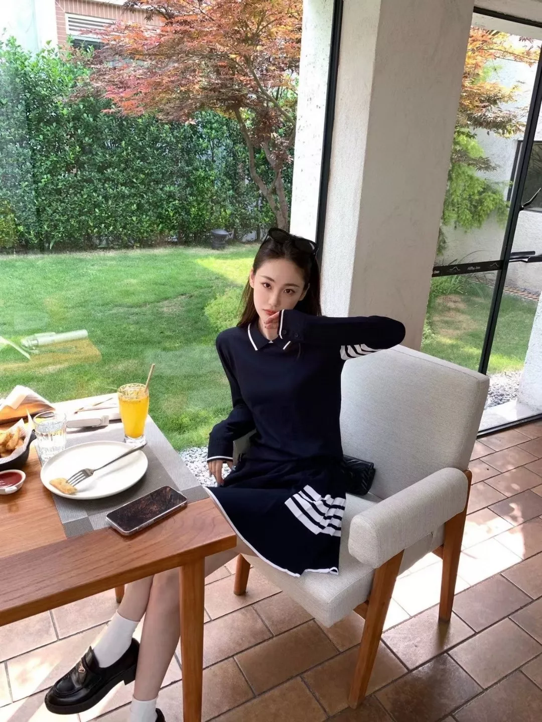 톰브라운 폴로 칼라 배색 스트라이프 니트 상세 이미지 23