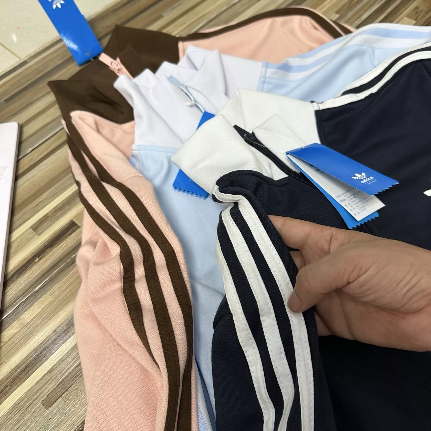 아디다스 삼선 자수 로고 더블지퍼 재킷 상세 이미지 39