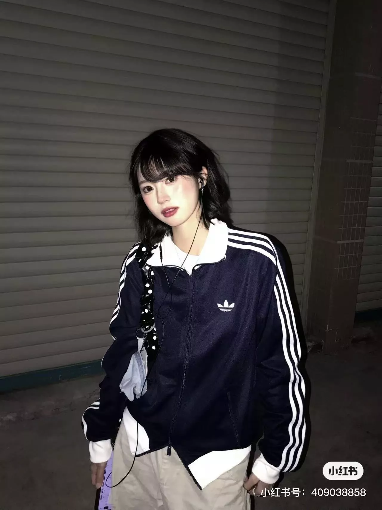 아디다스 삼선 자수 로고 더블지퍼 재킷 상세 이미지 16