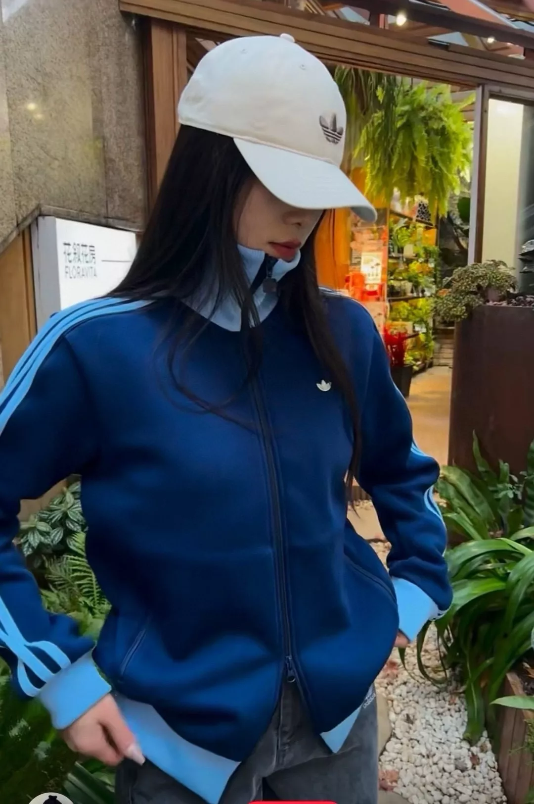 아디다스 스탠드 칼라 자카드 집업 재킷 상세 이미지 16
