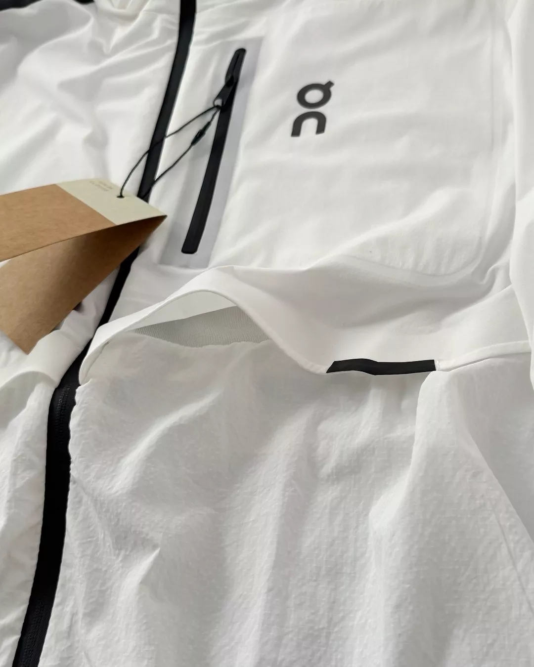 온러닝 배색 압착 경량 후드 재킷 상세 이미지 19