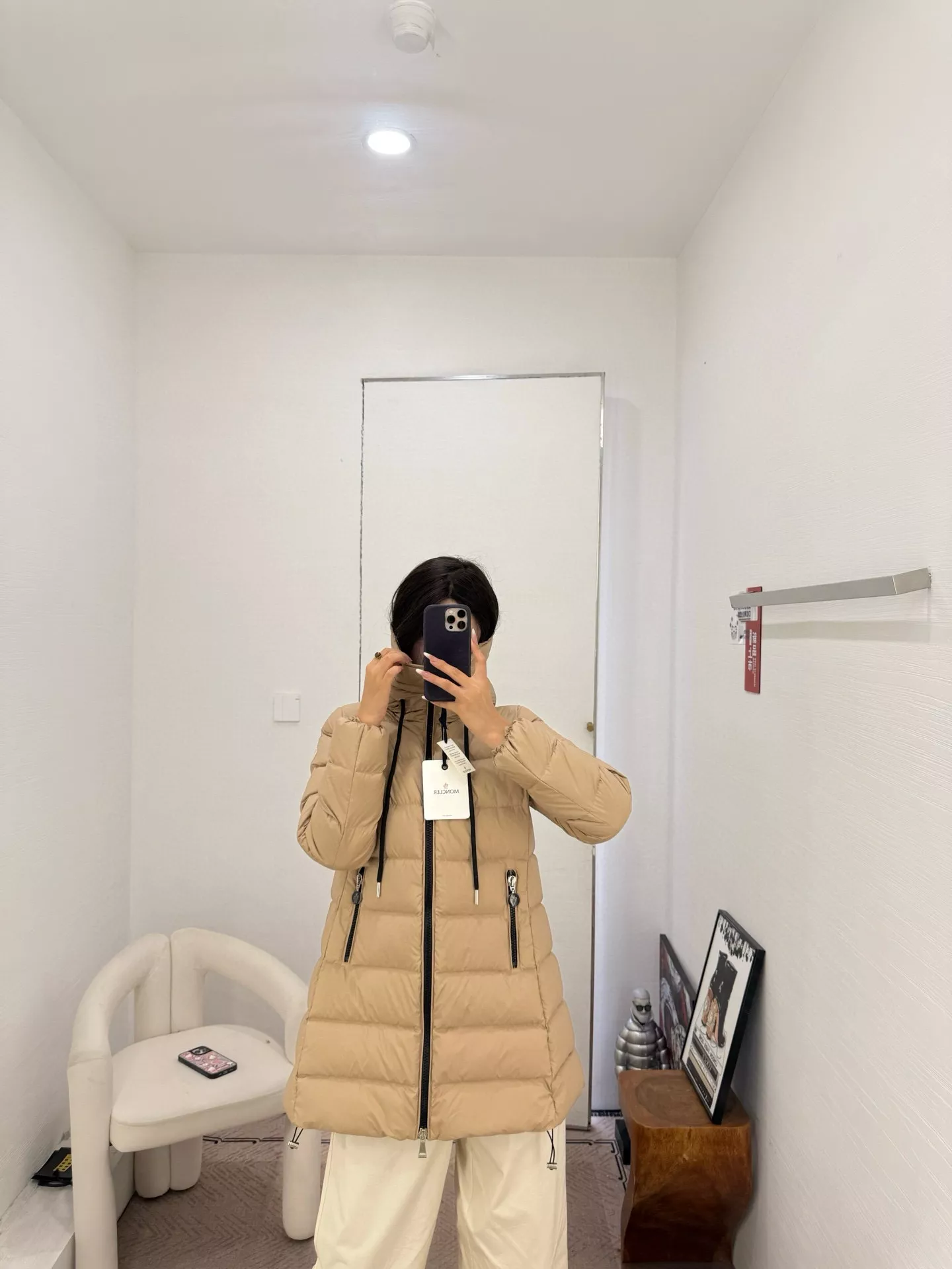 몽클레어 에이라인 후드 벨트 미들 패딩 상세 이미지 48