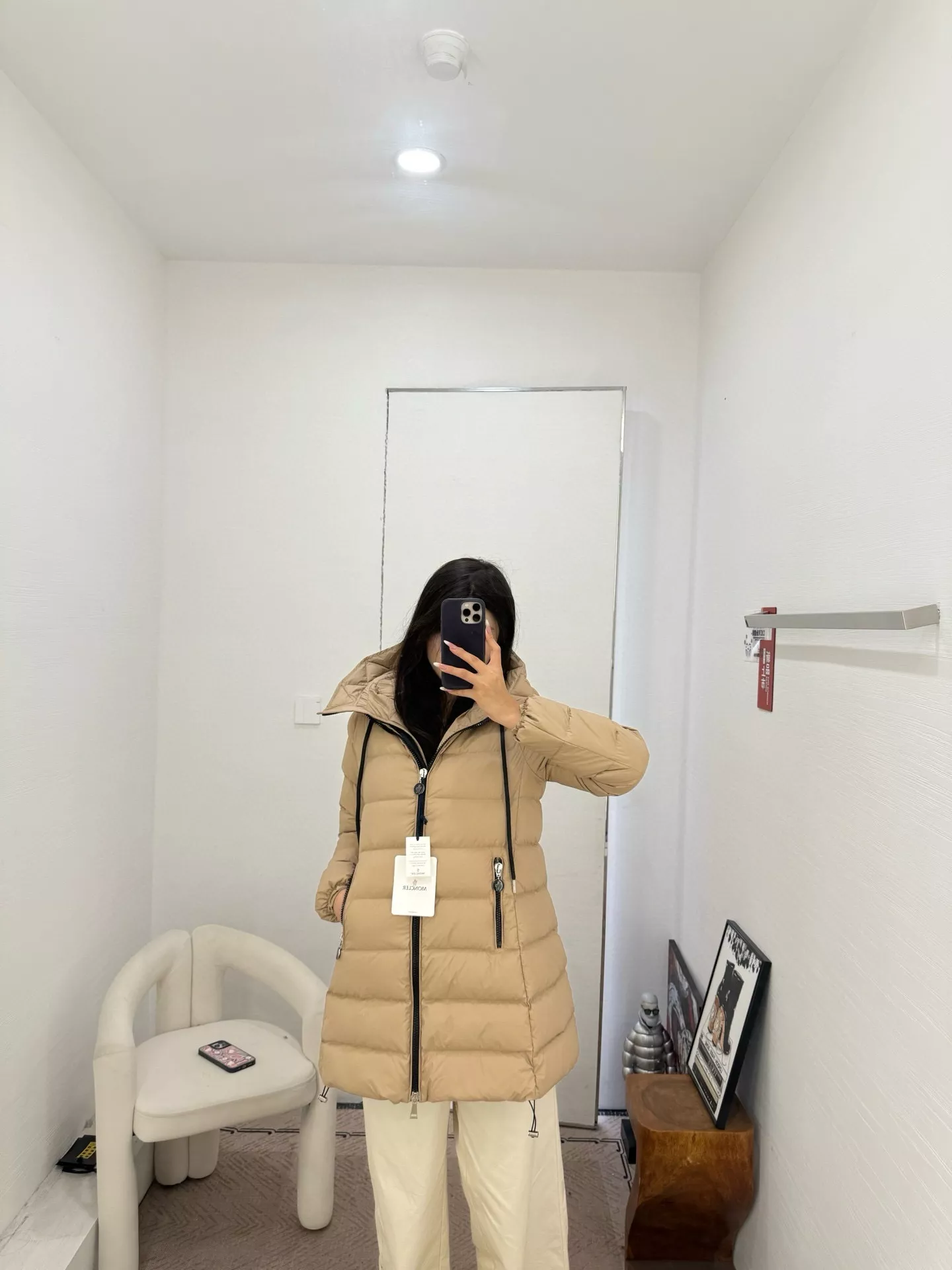 몽클레어 에이라인 후드 벨트 미들 패딩 상세 이미지 47