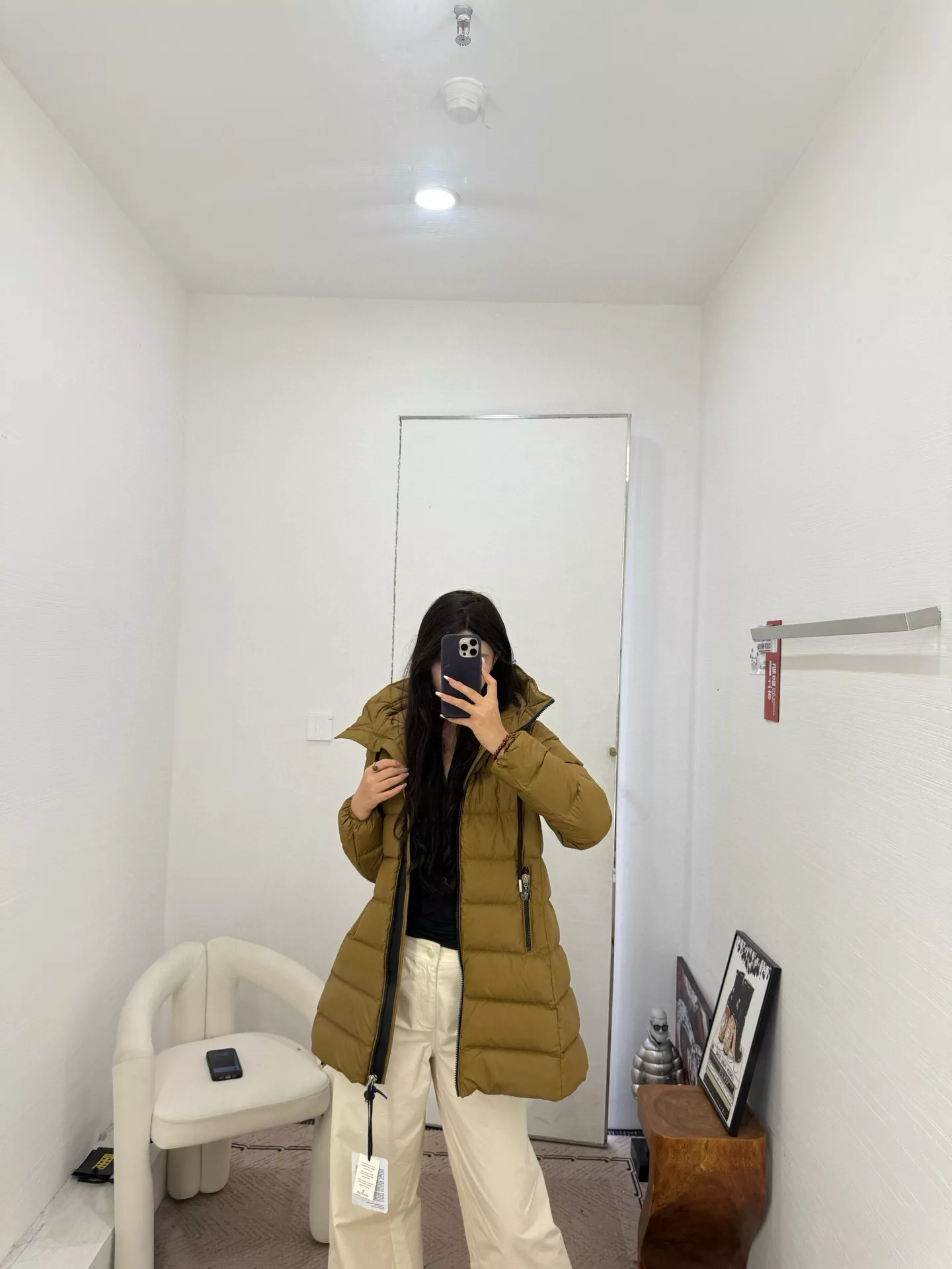 몽클레어 에이라인 후드 벨트 미들 패딩 상세 이미지 75