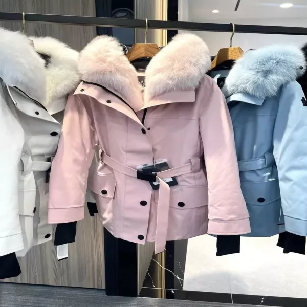 몽클레어 탈부착 폭스퍼 후드 미들 패딩