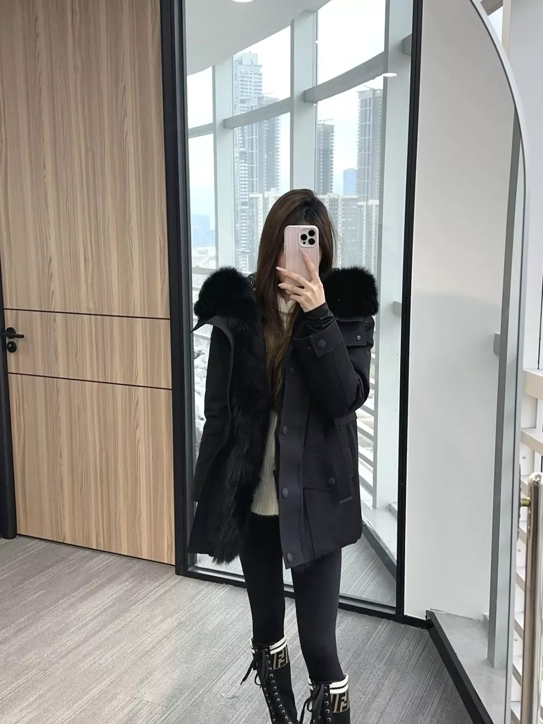 몽클레어 폭스퍼 후드 방수 미들 패딩 상세 이미지 46