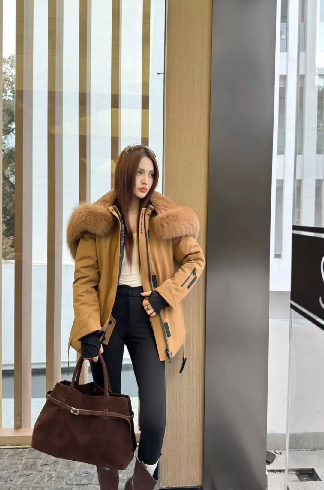 몽클레어 폭스퍼 후드 벨트 미들 패딩 상세 이미지 100