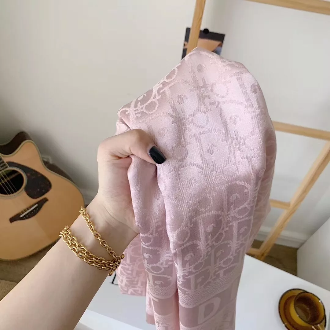 디올 양면 실크 블렌드 롱 스카프 상세 이미지 35