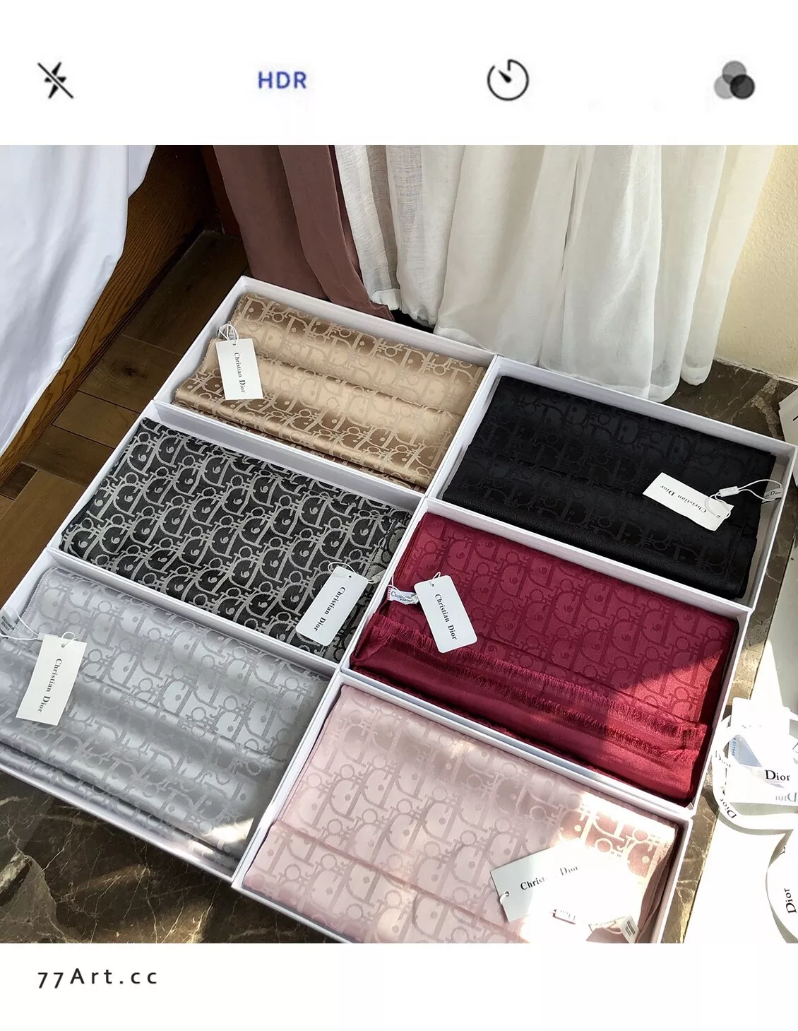디올 양면 실크 블렌드 롱 스카프 상세 이미지 4