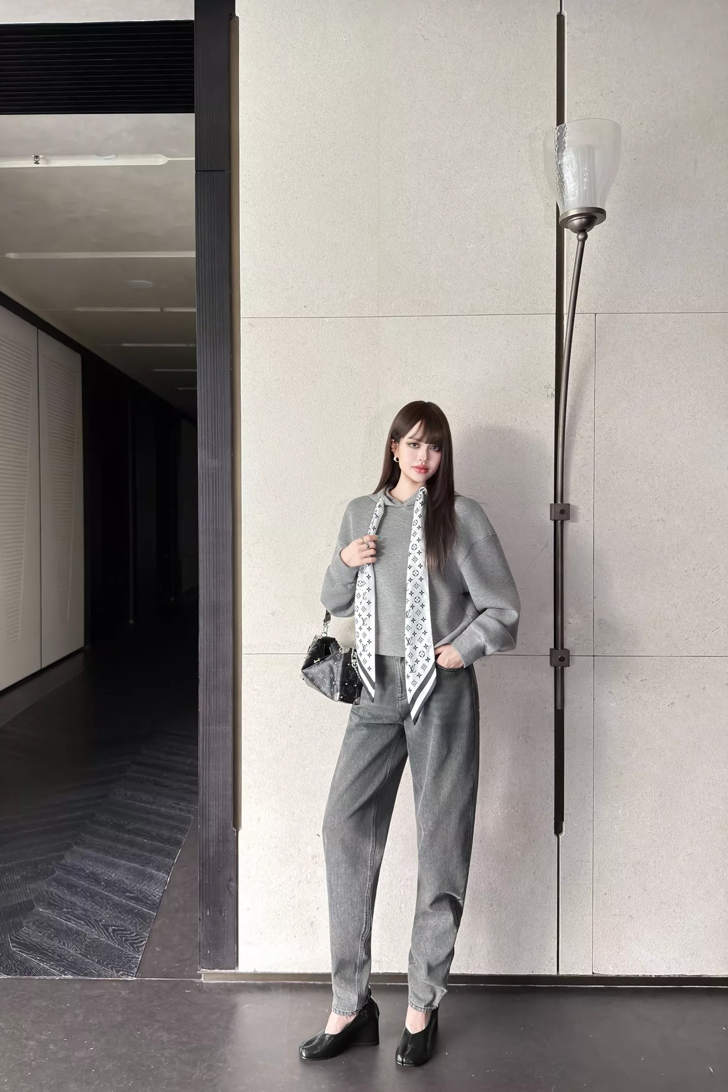 로에베 워싱 코튼 하이웨이스트 배기 데님 팬츠 상세 이미지 28