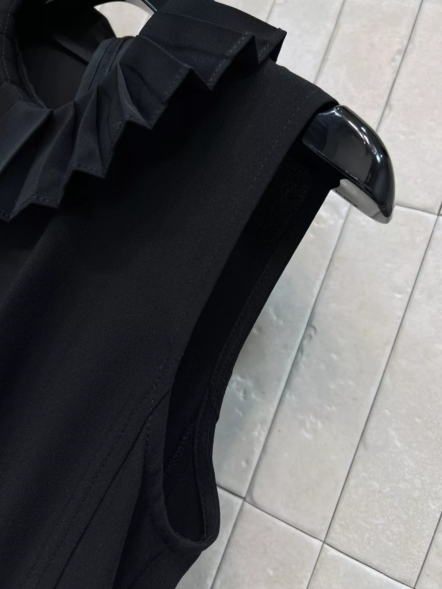 로에베 프릴 하이넥 셔링 머메이드 원피스 상세 이미지 5