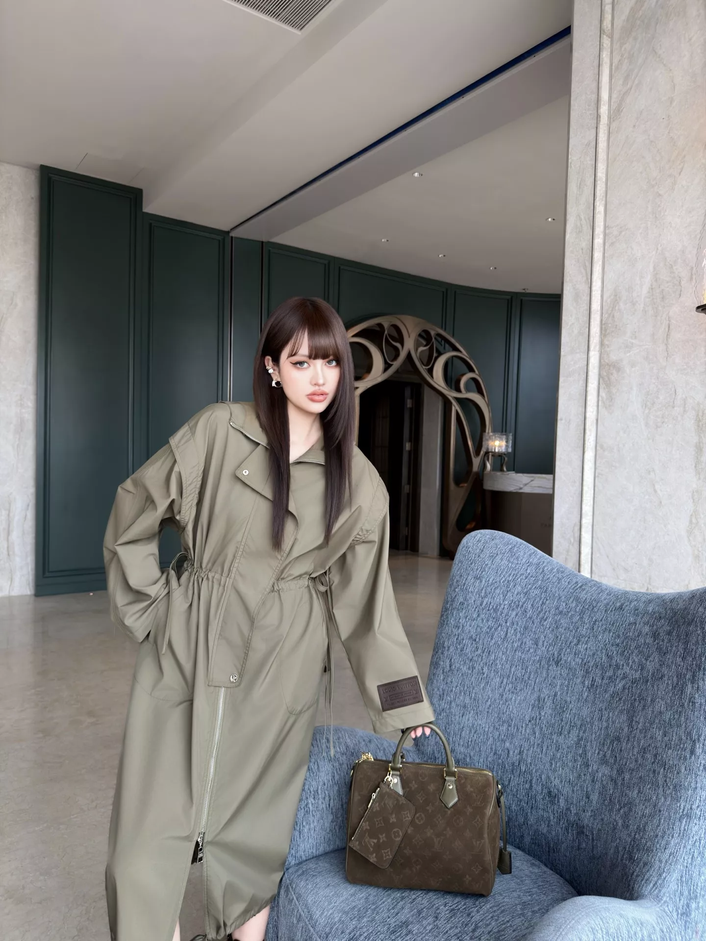 로에베 후드 스트링 롱 윈드 재킷 상세 이미지 29