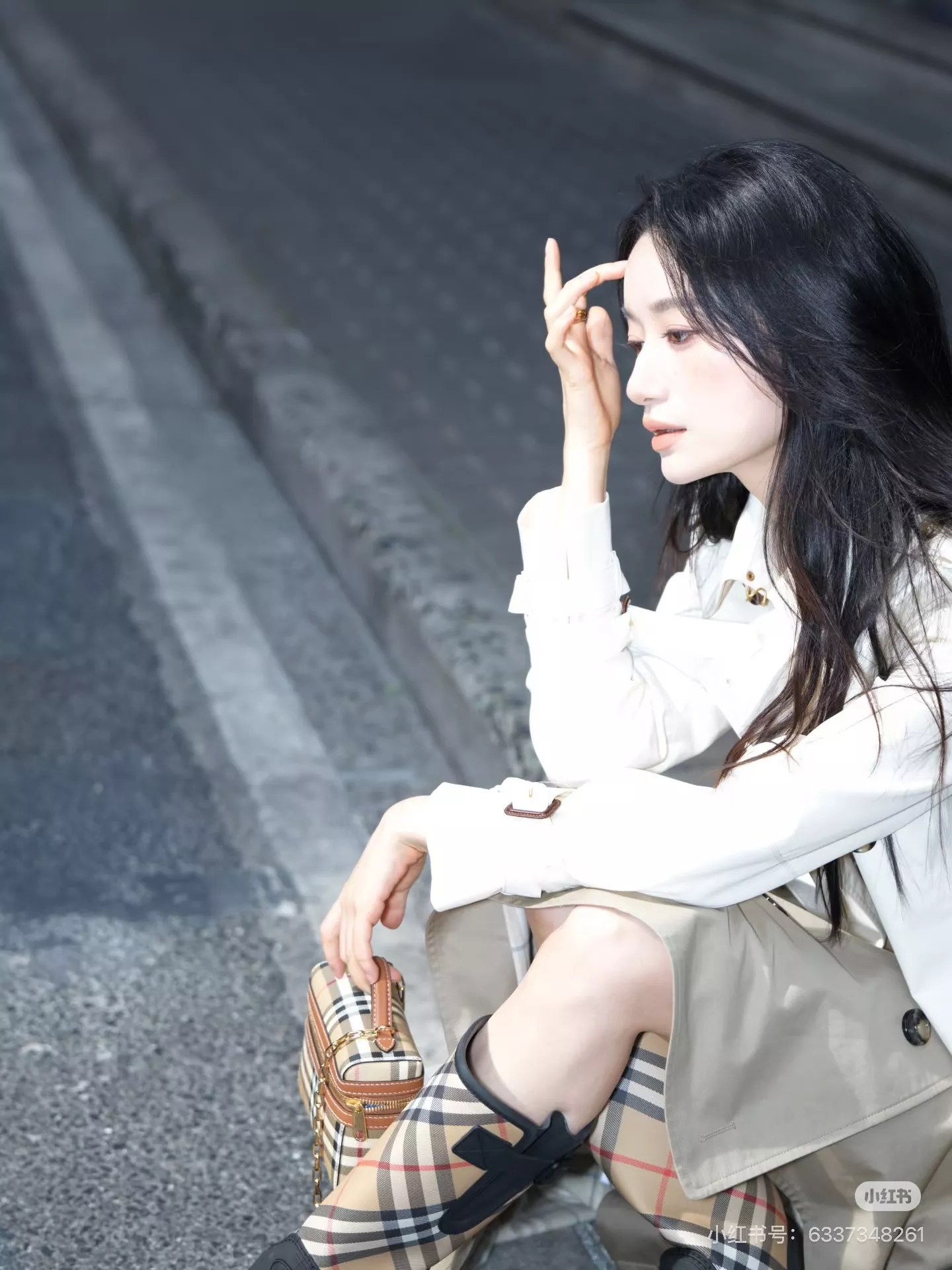 버버리 불규칙 컷팅 코튼 A라인 롱스커트 상세 이미지 73
