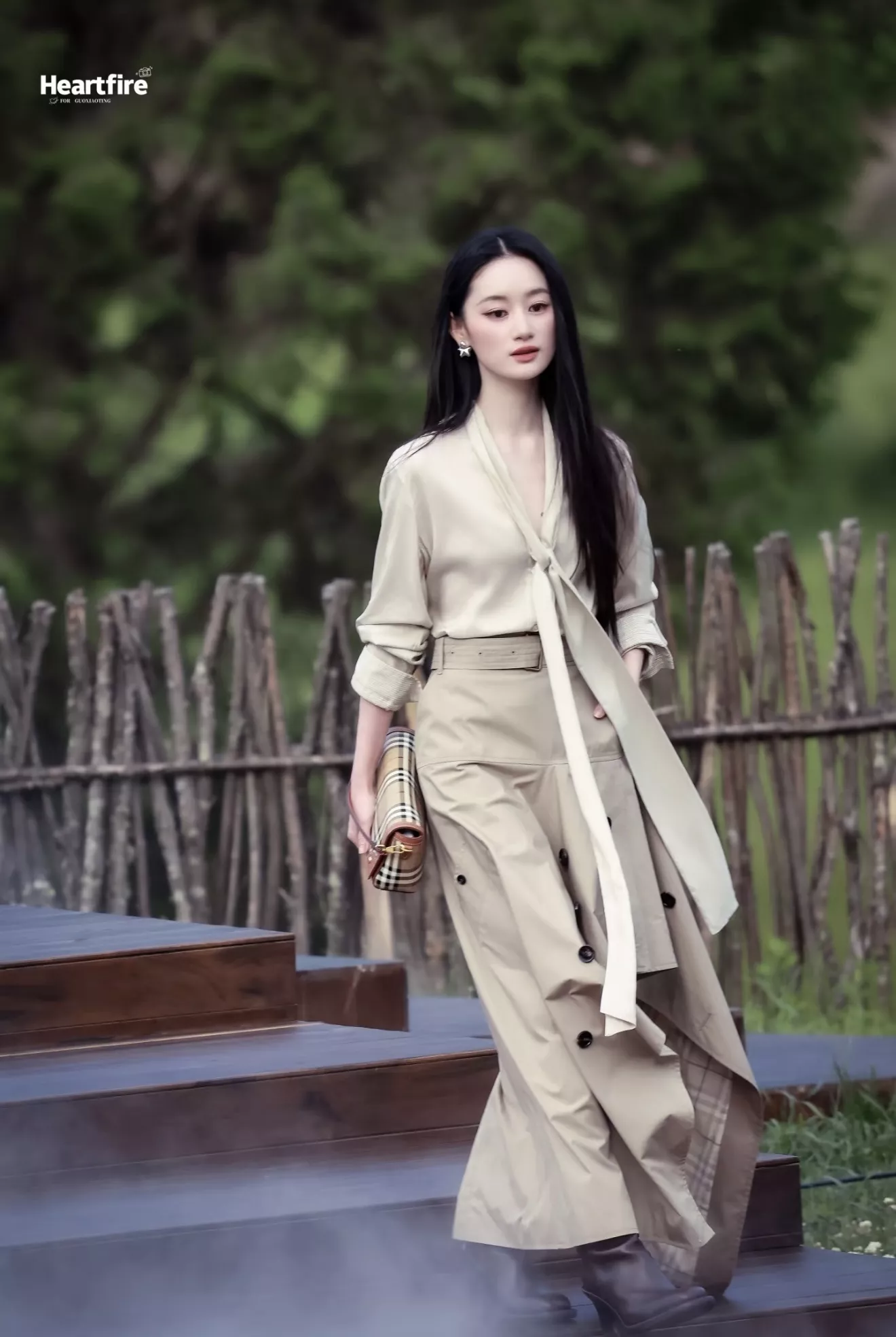 버버리 불규칙 컷팅 코튼 A라인 롱스커트 상세 이미지 87