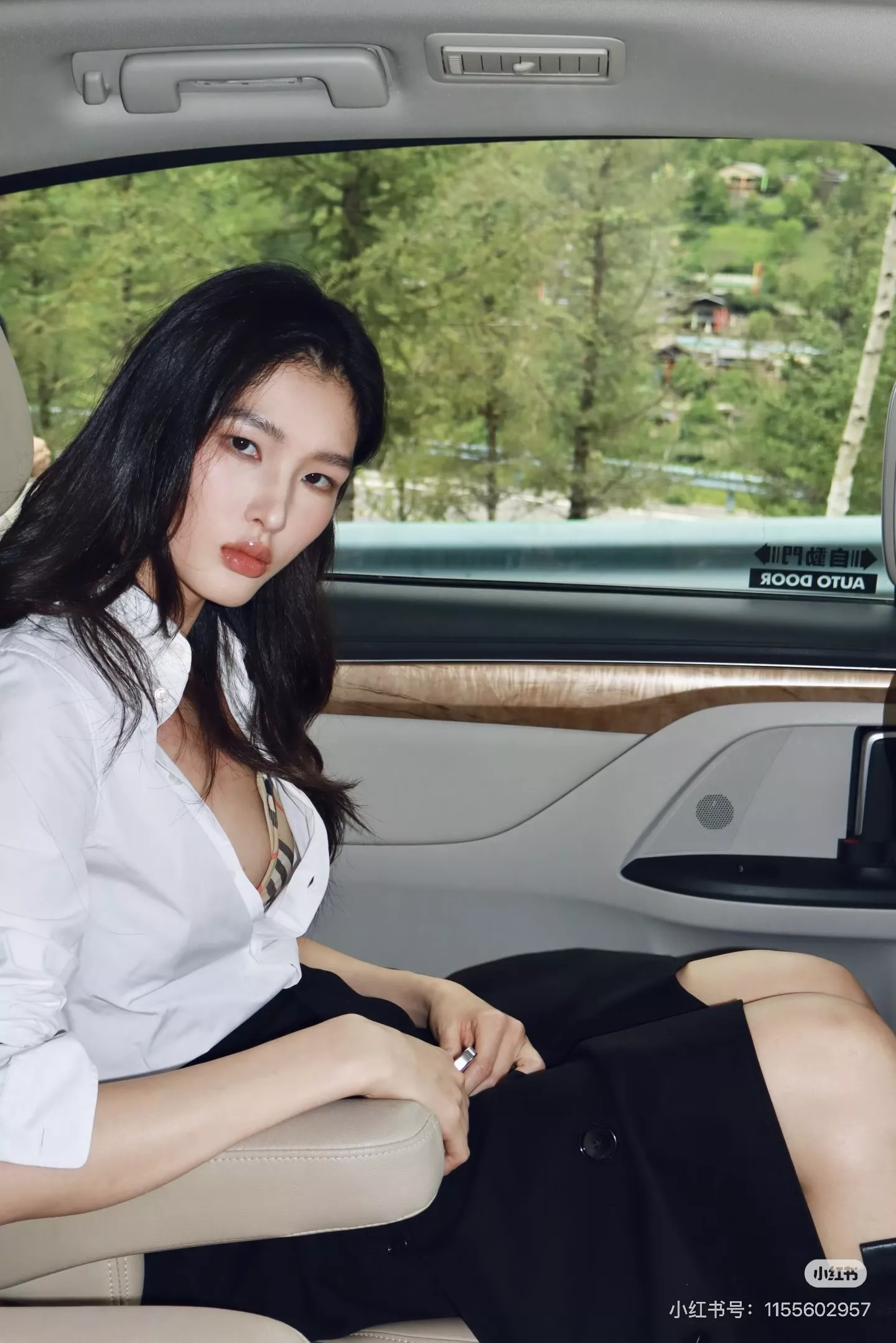 버버리 불규칙 하이웨이스트 벨트 롱 스커트 상세 이미지 46