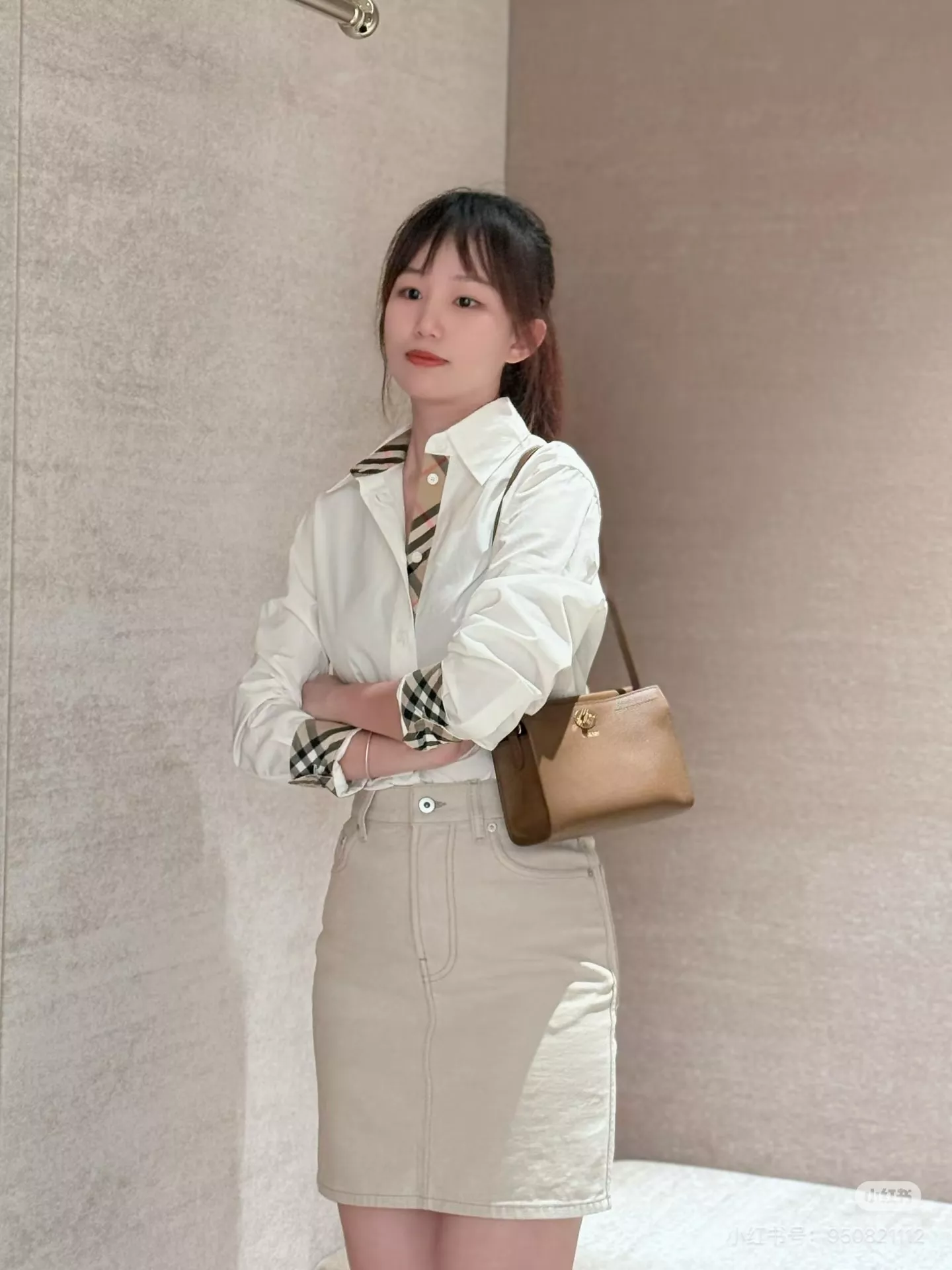 버버리 기사 자수 코튼 오버핏 셔츠 상세 이미지 25
