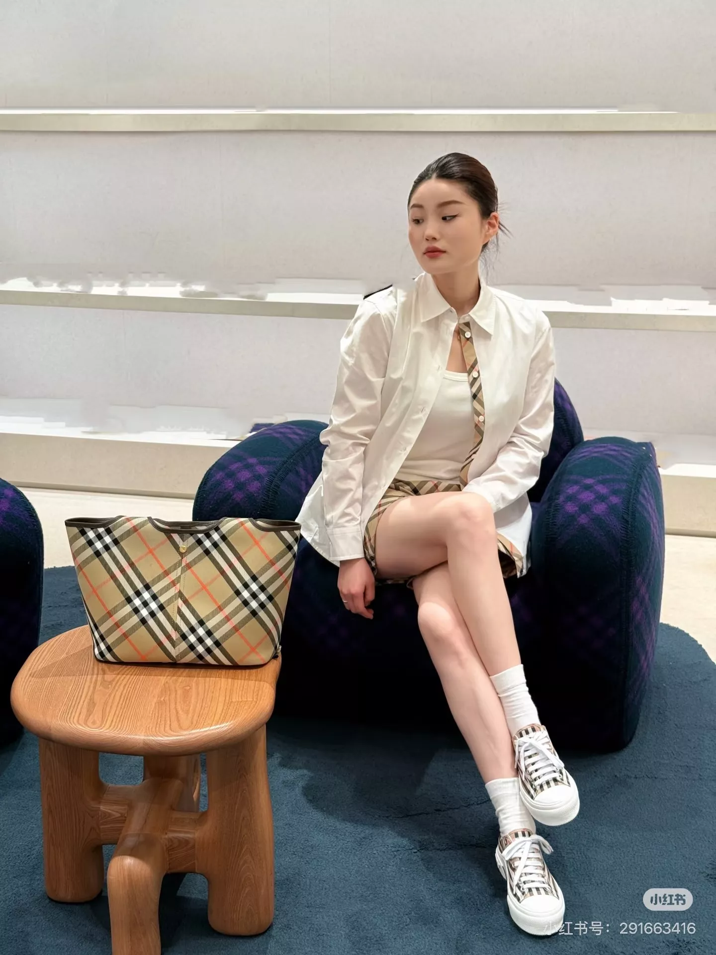 버버리 기사 자수 코튼 오버핏 셔츠 상세 이미지 17