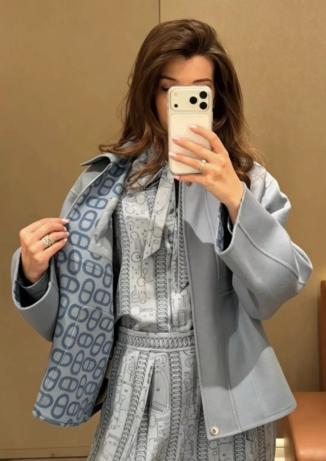 에르메스 실크 프린트 와이드 롱 팬츠 상세 이미지 32