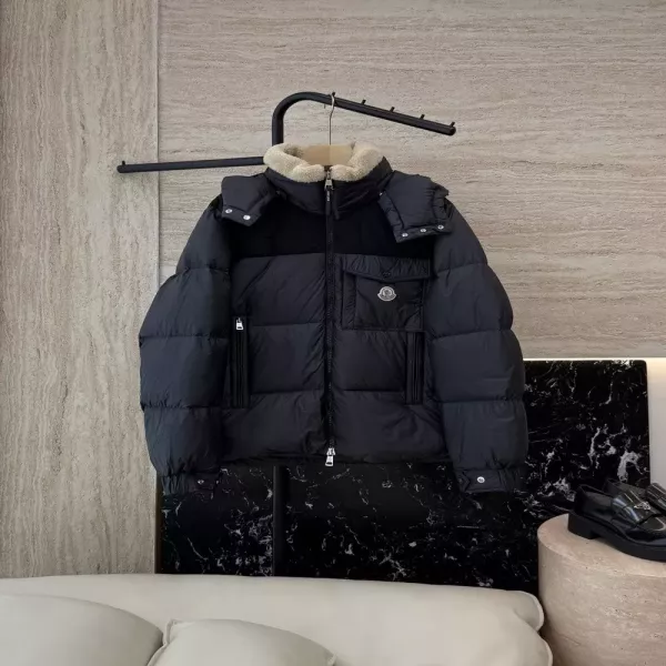 몽클레어 양털 배색 화이트구스 쇼트 패딩