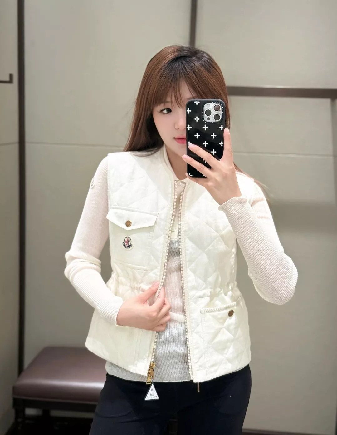 몽클레어 다이아 퀼팅 리넨 코튼 패딩 조끼 상세 이미지 18