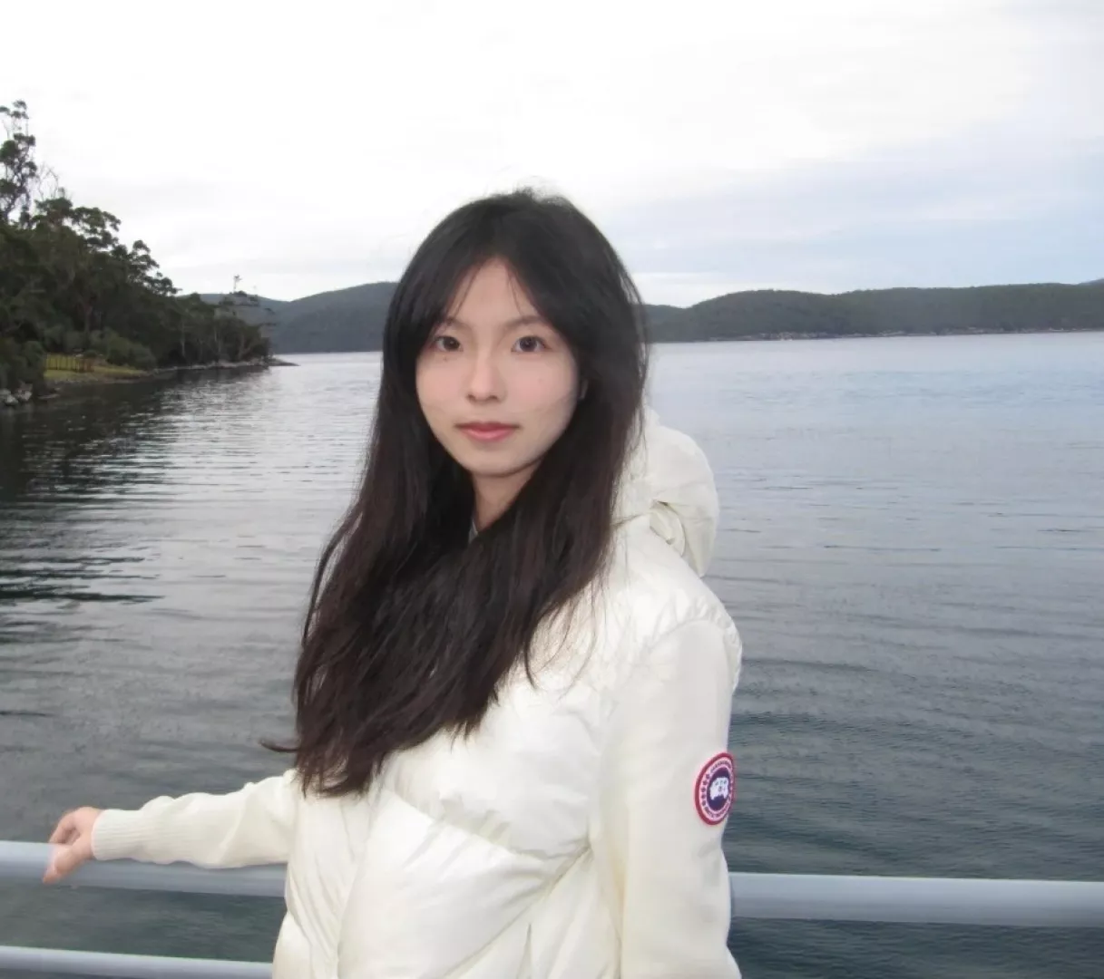 캐나다구스 양모 니트 소매 배색 쇼트 패딩 상세 이미지 15