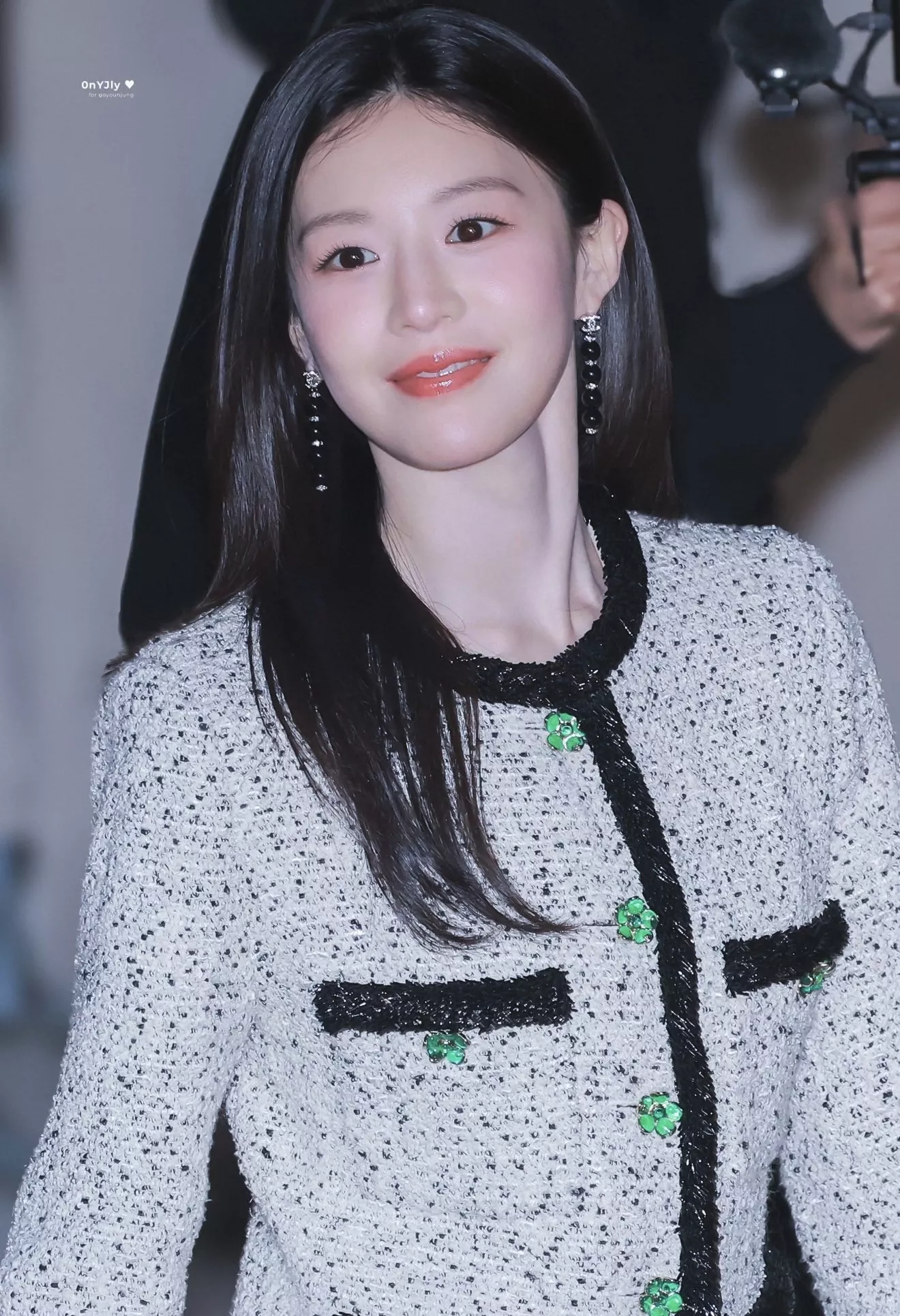 샤넬 플라워 버튼 배색 트위드 재킷 상세 이미지 21