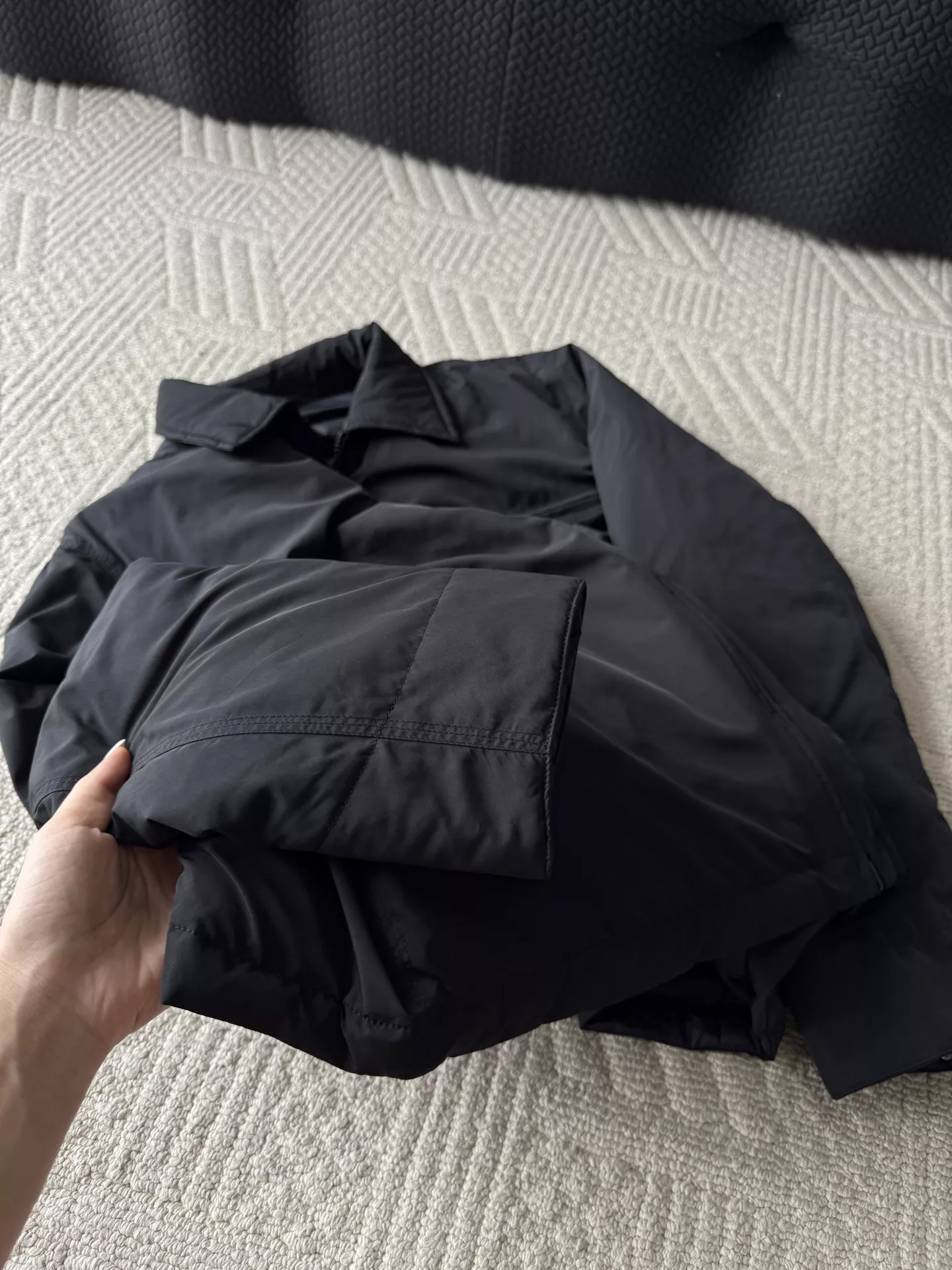 몽클레어 양면 경량 거위털 카라 패딩 재킷 상세 이미지 43