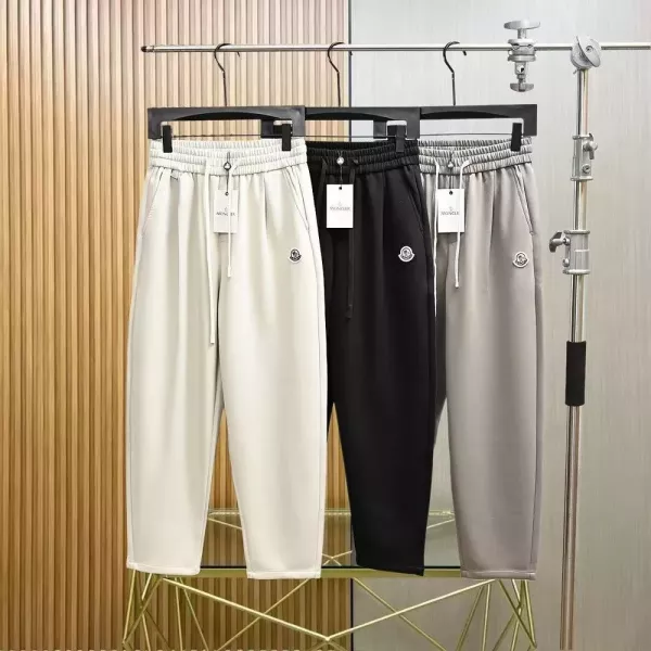 몽클레어 로고 자수 코튼 조거 팬츠