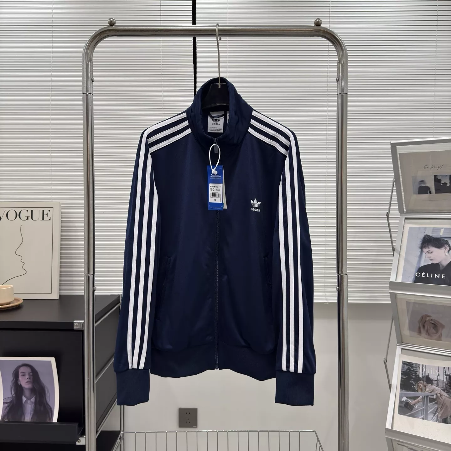 아디다스 스탠드 칼라 자카드 집업 재킷 상세 이미지 2