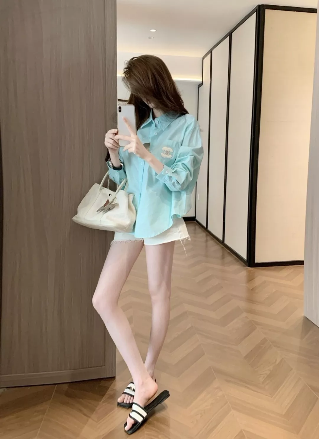 샤넬 코튼 린넨 자수 포켓 여성용 긴소매 셔츠 상세 이미지 48