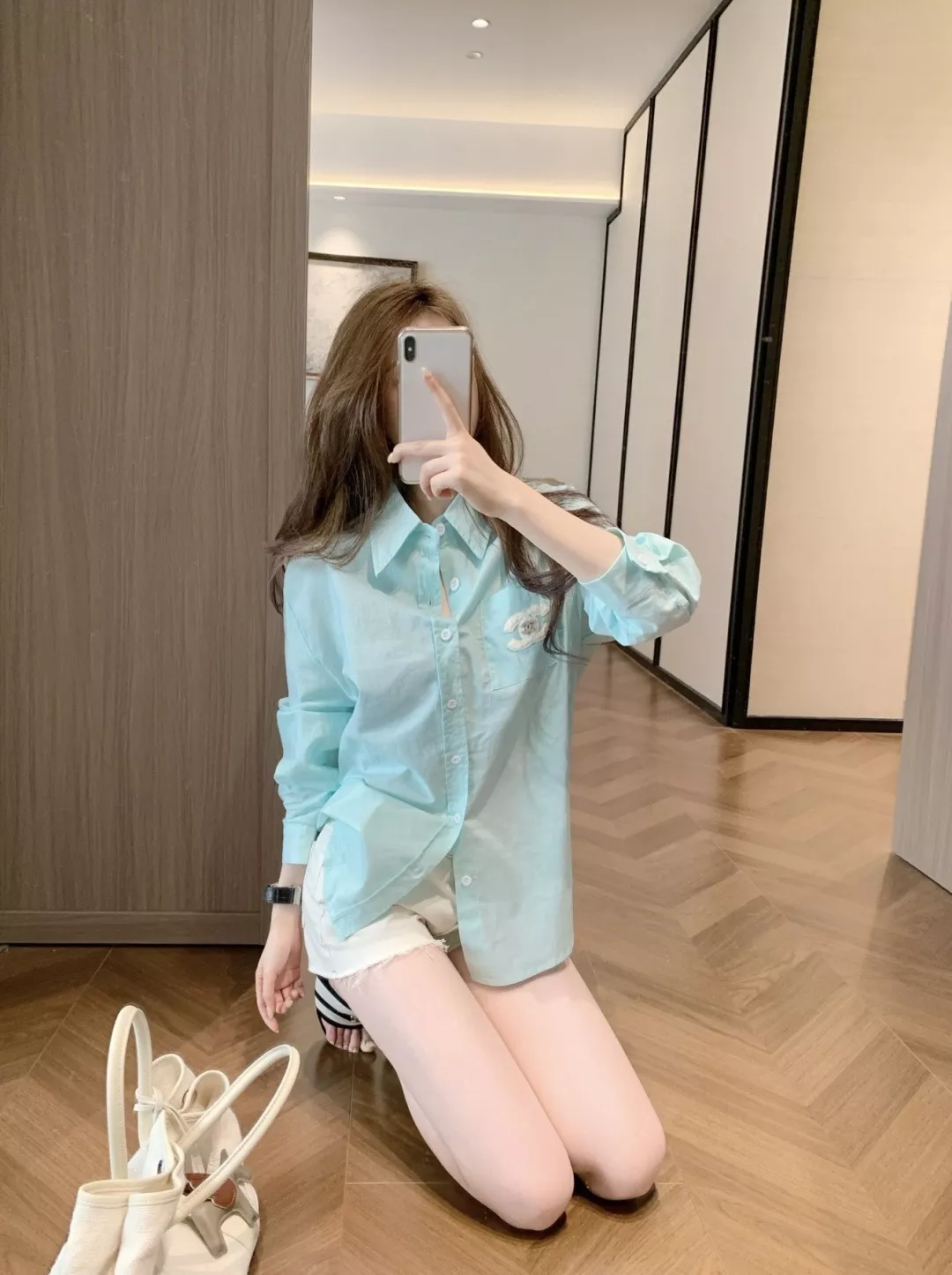 샤넬 코튼 린넨 자수 포켓 여성용 긴소매 셔츠 상세 이미지 46