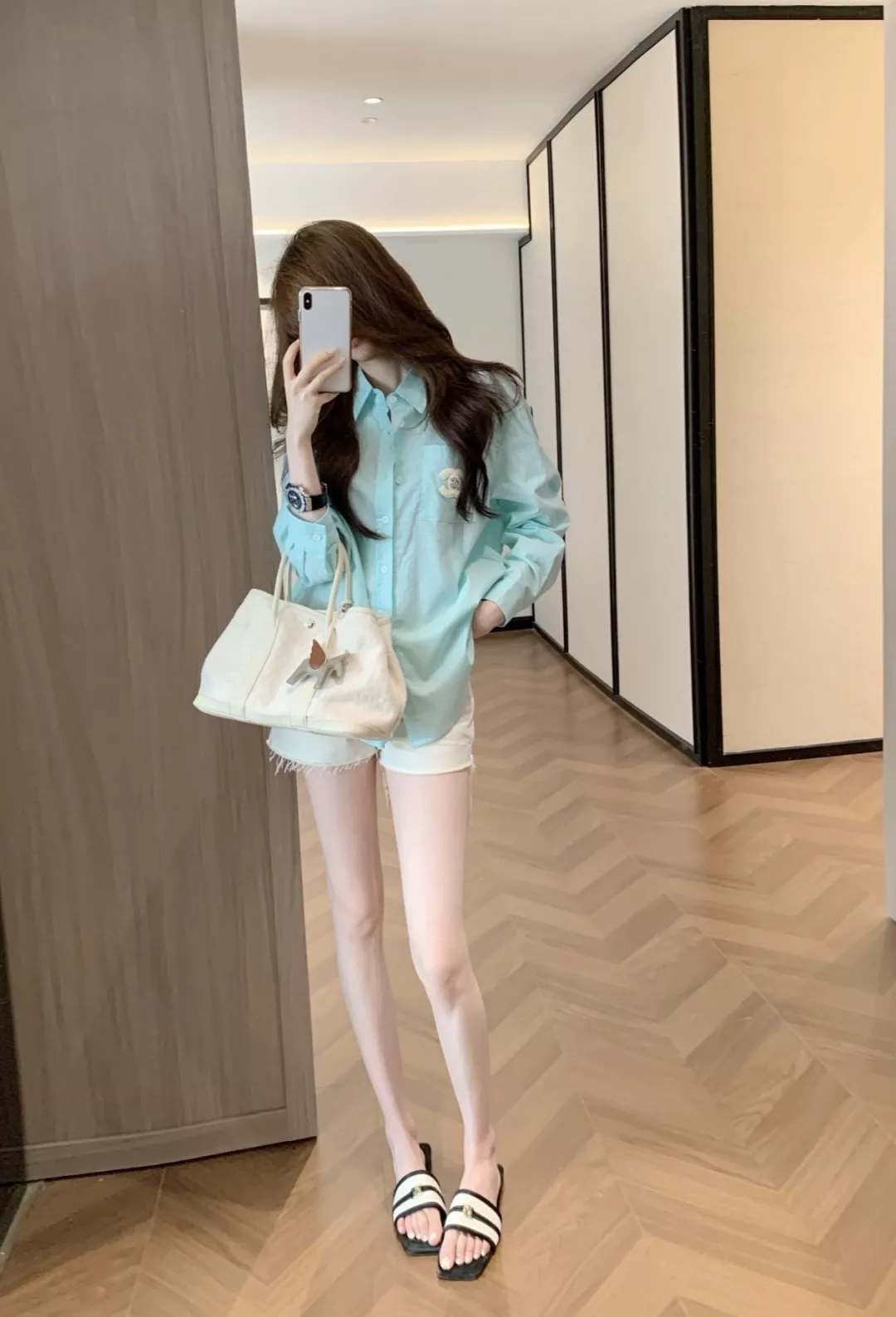 샤넬 코튼 린넨 자수 포켓 여성용 긴소매 셔츠 상세 이미지 53