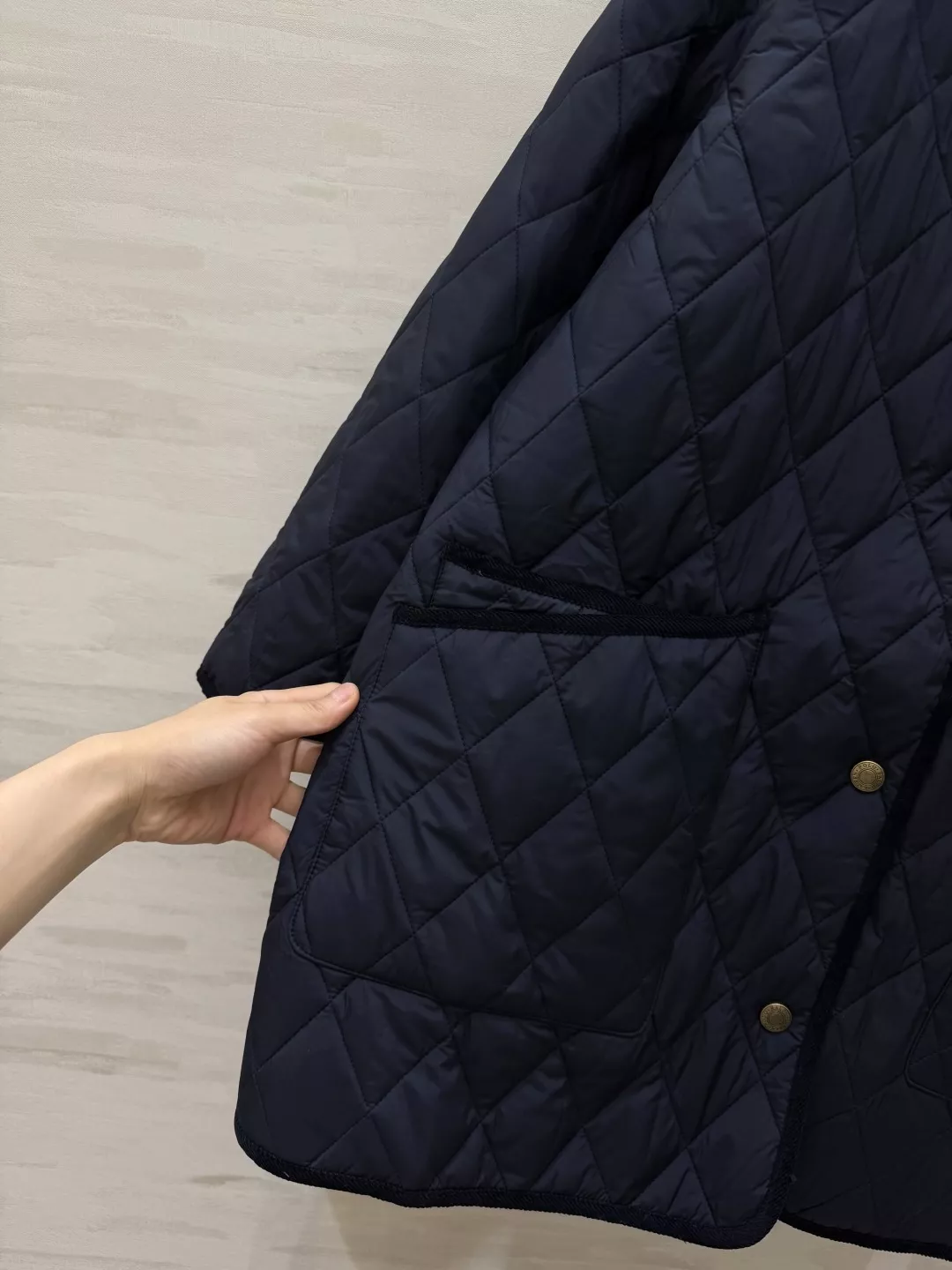 폴로 복고 퀼팅 코듀로이 여성용 미들 패딩 상세 이미지 13
