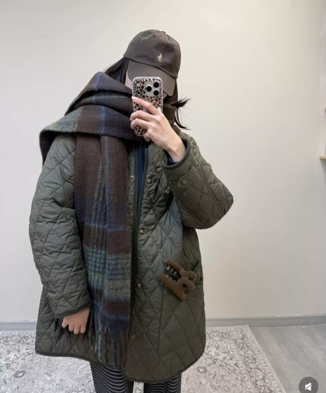 폴로 복고 퀼팅 코듀로이 여성용 미들 패딩 상세 이미지 20