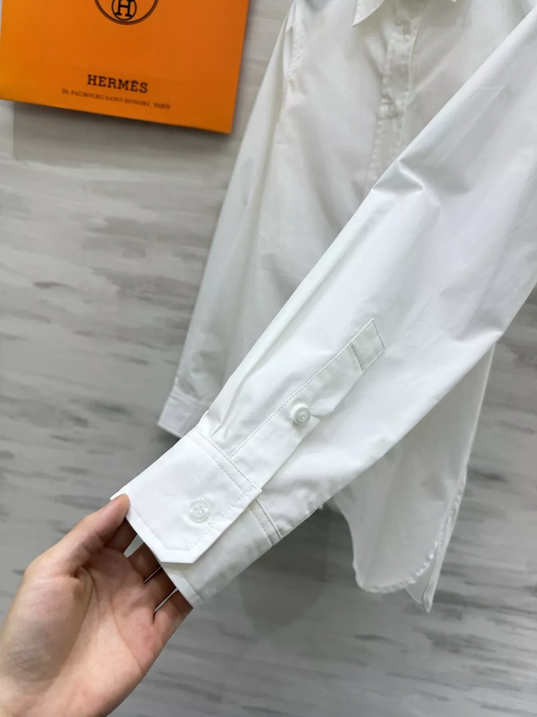 에르메스 자수 말 모티프 여성용 긴소매 셔츠 상세 이미지 6