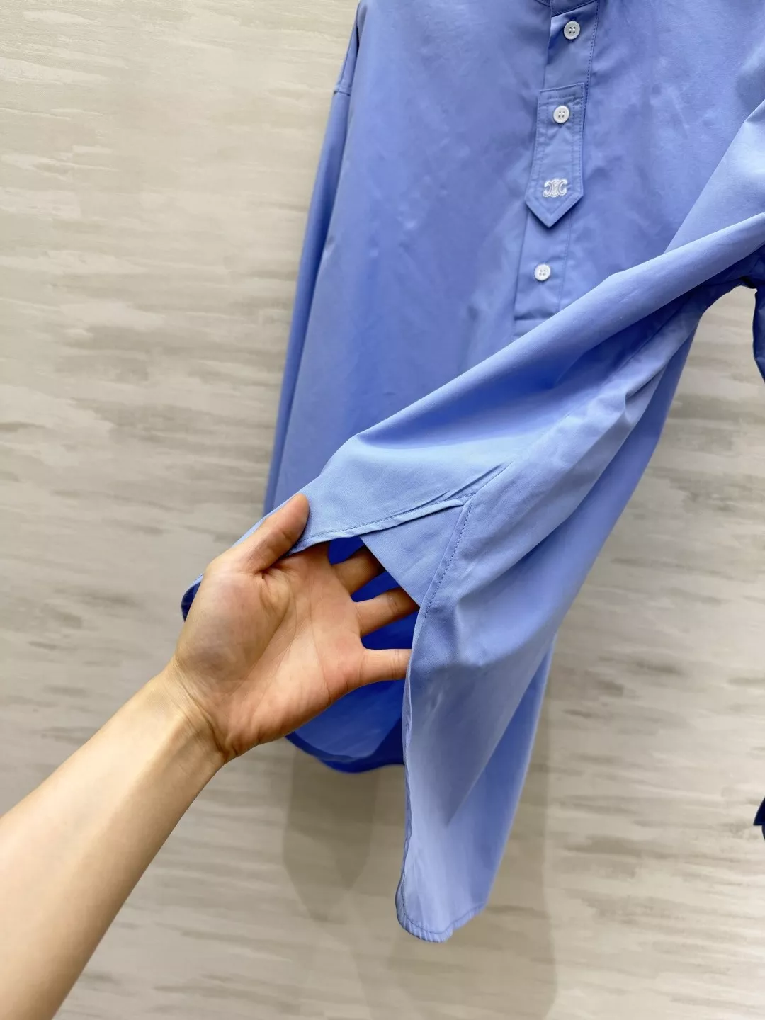 셀린느 플라이 칼라 여성용 긴소매 셔츠 상세 이미지 16