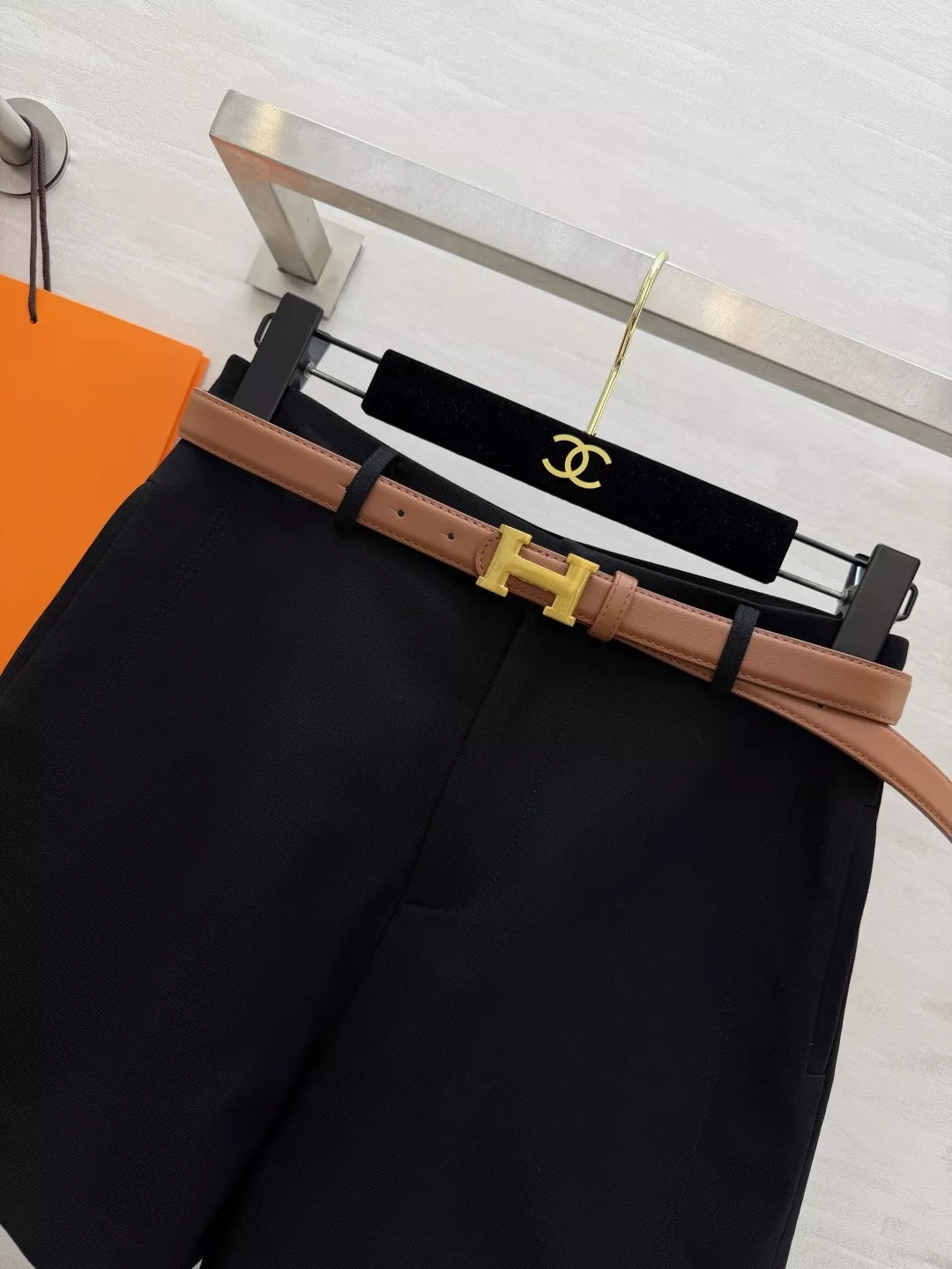 에르메스 H 버클 벨트 포인트 정장 반바지 상세 이미지 12